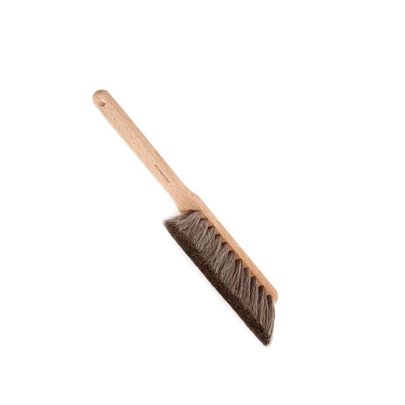 Iris Hantverk – Dust Brush (Beech, Goat hair)