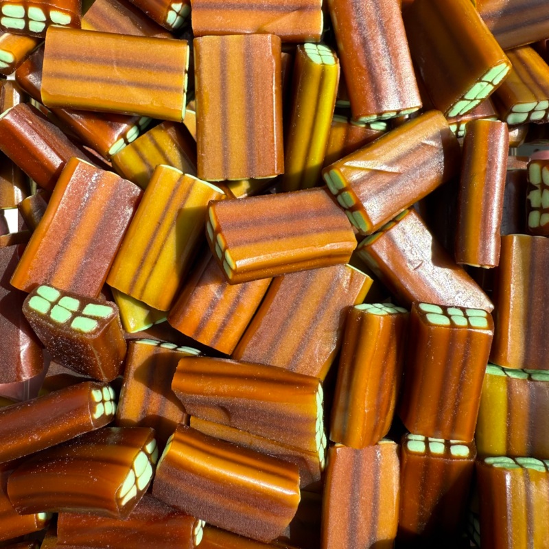 Cola Bricks|125g (0.28lb)|250g (0.55lb)|500g (1.1lb)|1kg (2.2lb)|P|B|62.5g (0.14lb)
