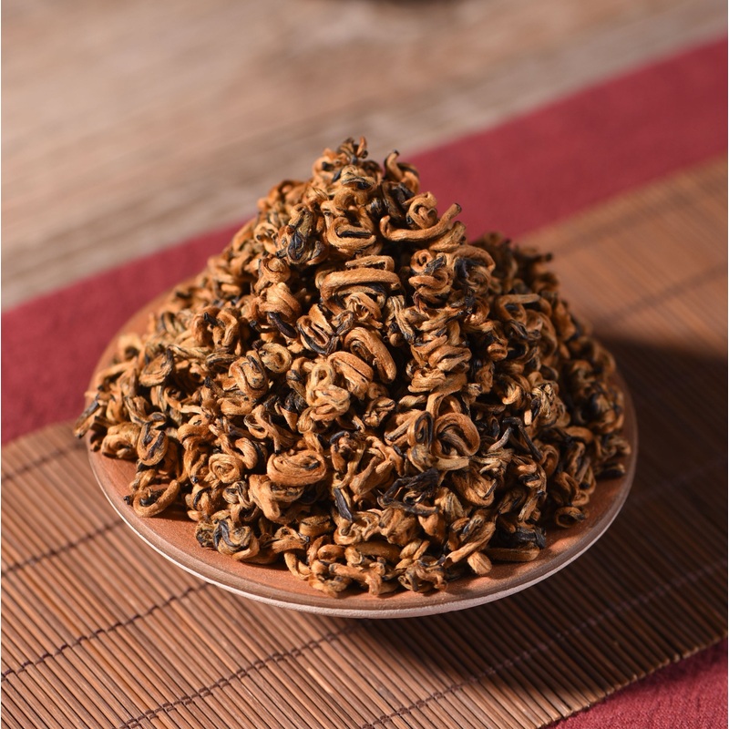 Pure Bud Biluochun Yunnan Black Tea