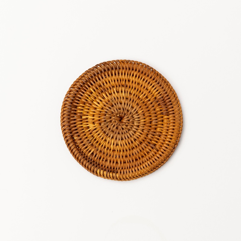 Knitted bamboo coaster