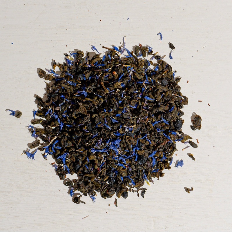 Blueberry Green Tea|1 oz loose tea sample|2oz Loose Tea|4 oz bag of loose tea|4 oz tin of loose tea|8 oz bag of loose tea|16 oz bag of loose tea|4.4 lb (2 kg) bag of loose tea|25 Tea Bag Softwood Chest|6 Pack of 25 Tea Bags Softwood Chests|20 Tea Bags|50