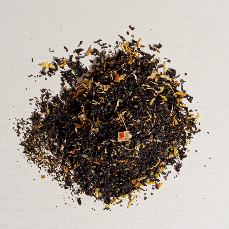 Apricot Tea|1 oz loose tea sample|4 oz bag of loose tea|4 oz tin of loose tea|8 oz bag of loose tea|16 oz bag of loose tea|4.4 lb (2 kg) bag of loose tea