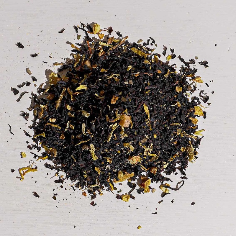 Peaches n’ Cream Tea|1 oz loose tea sample|4 oz bag of loose tea|4 oz tin of loose tea|8 oz bag of loose tea|16 oz bag of loose tea|25 tea bag softwood chest|6 pack of 25 tea bags softwood chests|4.4 lb (2 kg) bag of loose tea